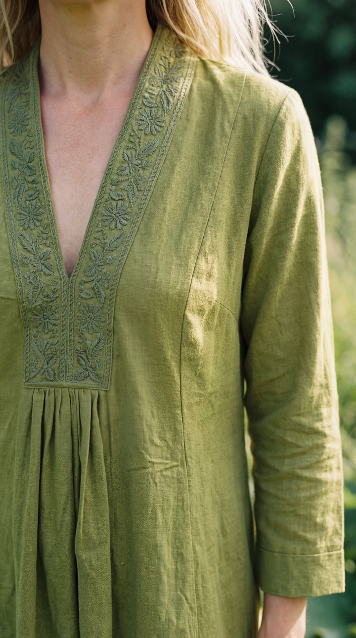 Serene Organic Cotton Midi Dress – Hand-Embroidered Neckline Boho Black