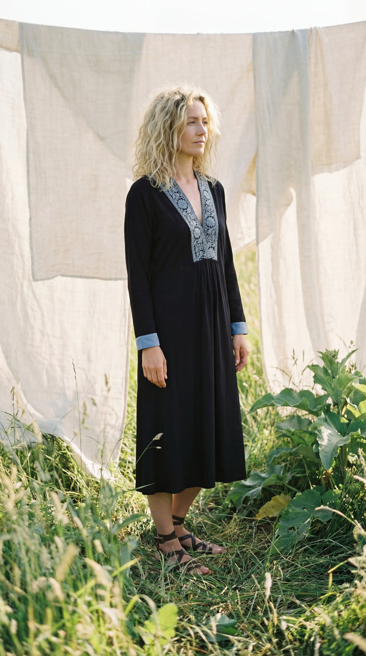 Serene Organic Cotton Midi Dress – Hand-Embroidered Neckline Boho Black
