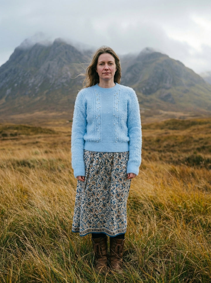 Luxury Cashmere & Fur-Effect Ribbed Jumper – Glamour Knit with Metallic Button Detail (UK 8-12)