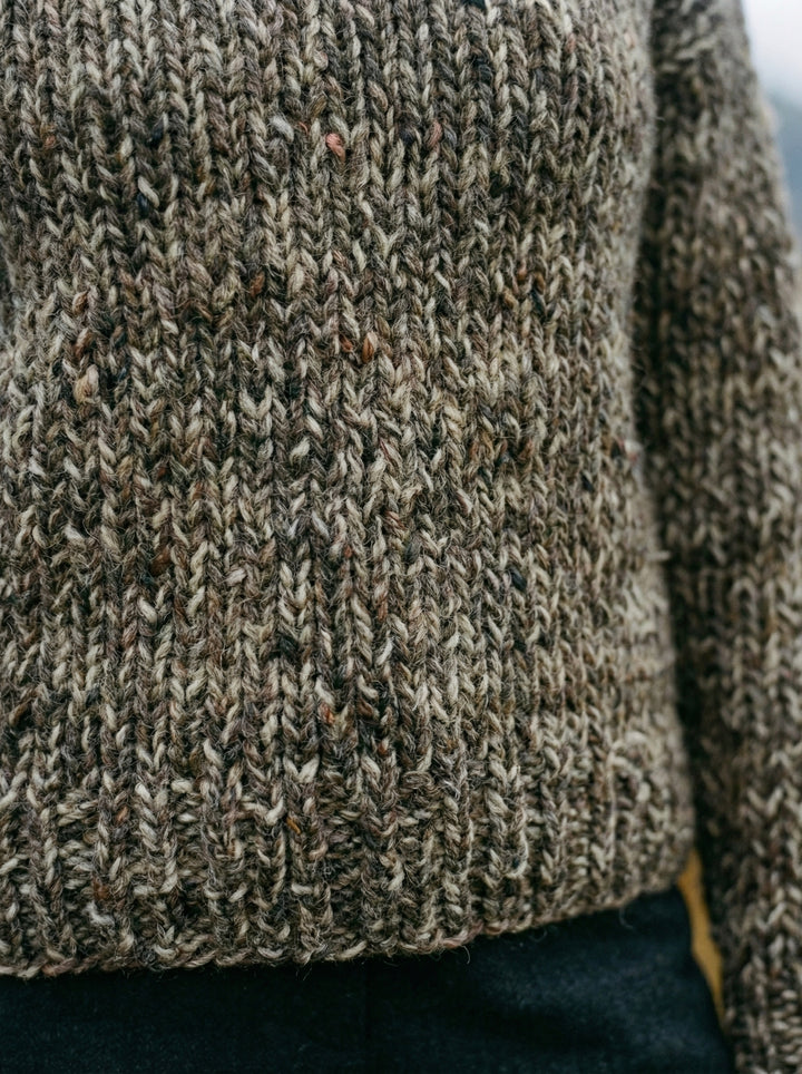 Luxury Cashmere & Wool Pointelle Knit Jumper – Scalloped Mock-Neck & Diamond Detail (UK 8-14)
