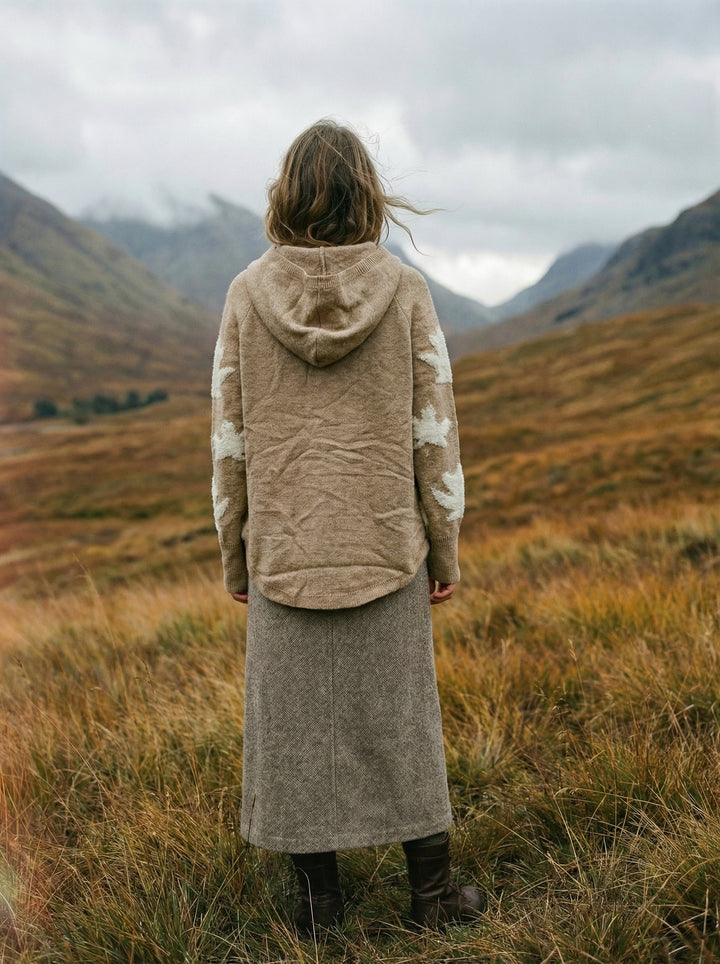 Luxury Embroidered Cashmere Hooded Jumper – Oversized High-Low Knit with Floral Detail (UK 8-14)