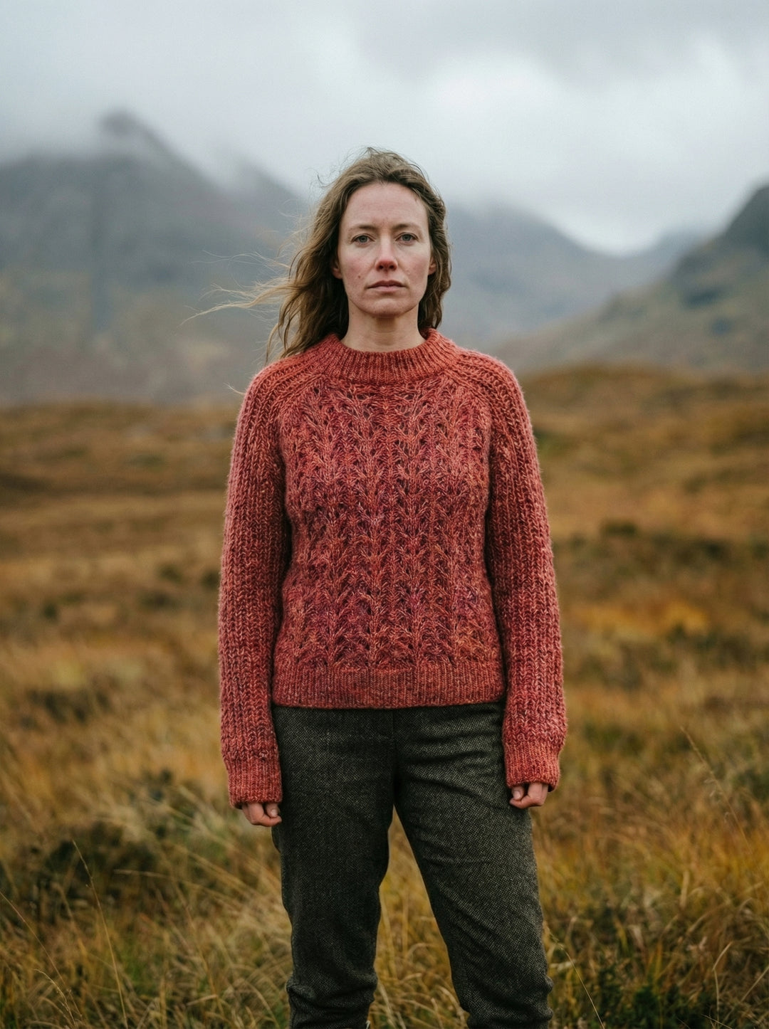 Luxury Cashmere & Wool Pointelle Knit Jumper – Scalloped Mock-Neck & Diamond Detail (UK 8-14) Red