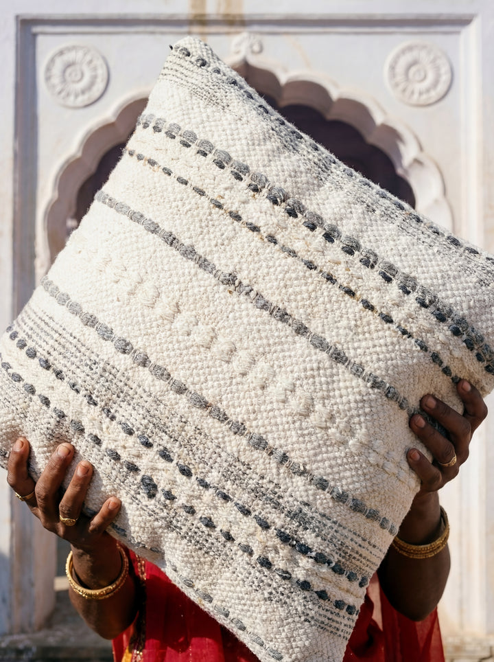 The Cluster Weave: Handcrafted Indian Cluster Weave Cushion – 18x18" Sustainable Cotton