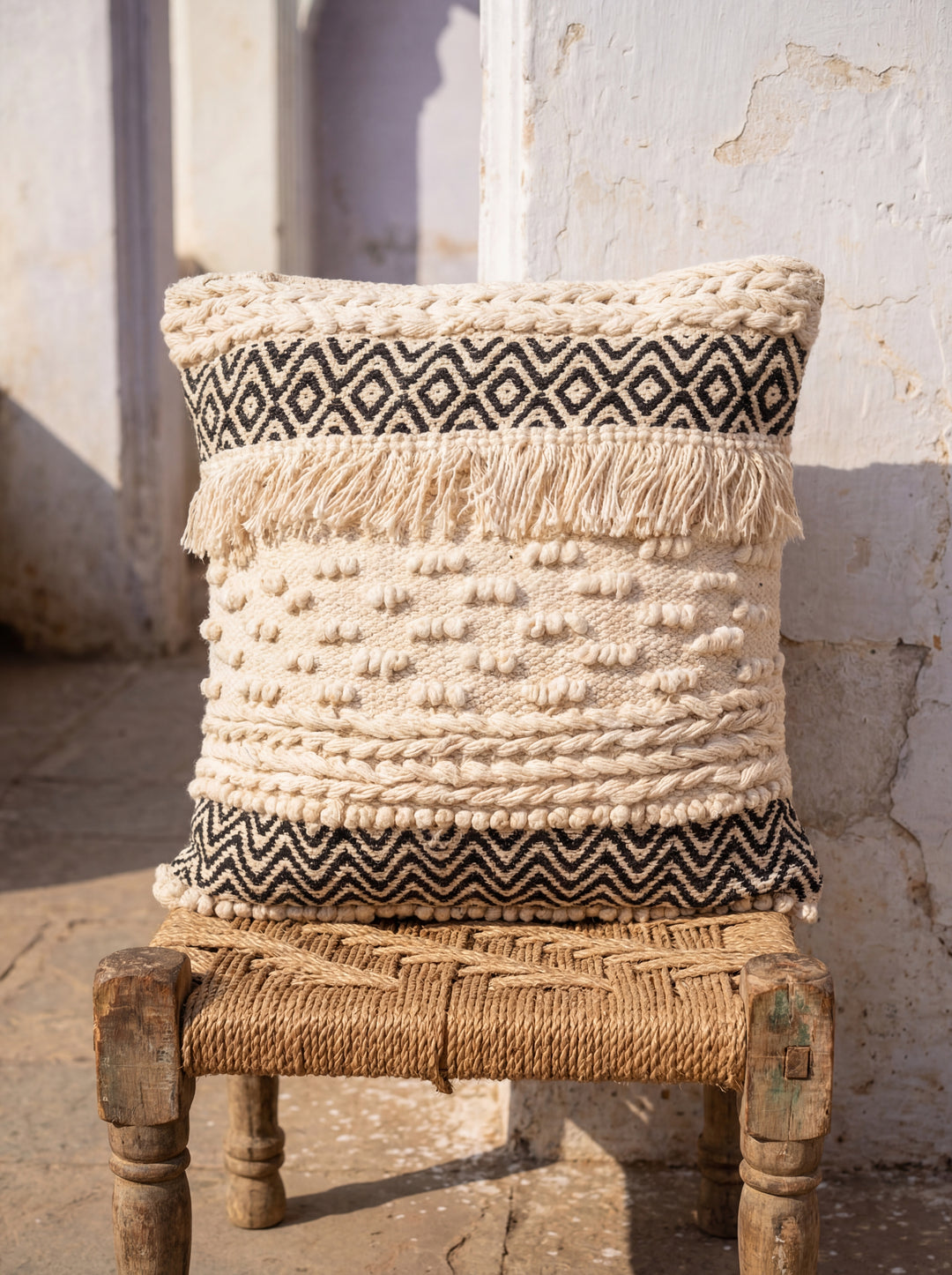 The Sacred Arch: 18x18" Heavyweight Textured Cotton Cushion – Artisans of Humanity Original