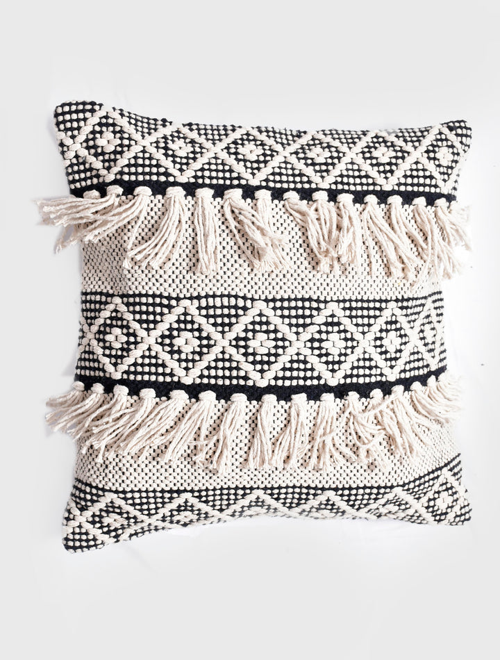 The Heritage Weaver: 18x18" Hand-Loomed Cotton Cushion – Artisans of Humanity