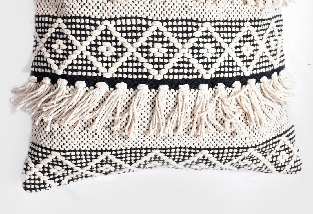The Heritage Weaver: 18x18" Hand-Loomed Cotton Cushion – Artisans of Humanity