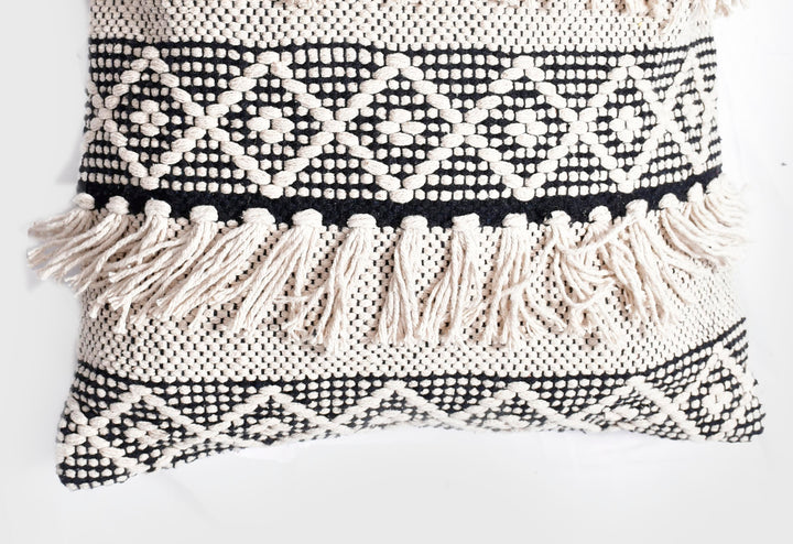 The Heritage Weaver: 18x18" Hand-Loomed Cotton Cushion – Artisans of Humanity