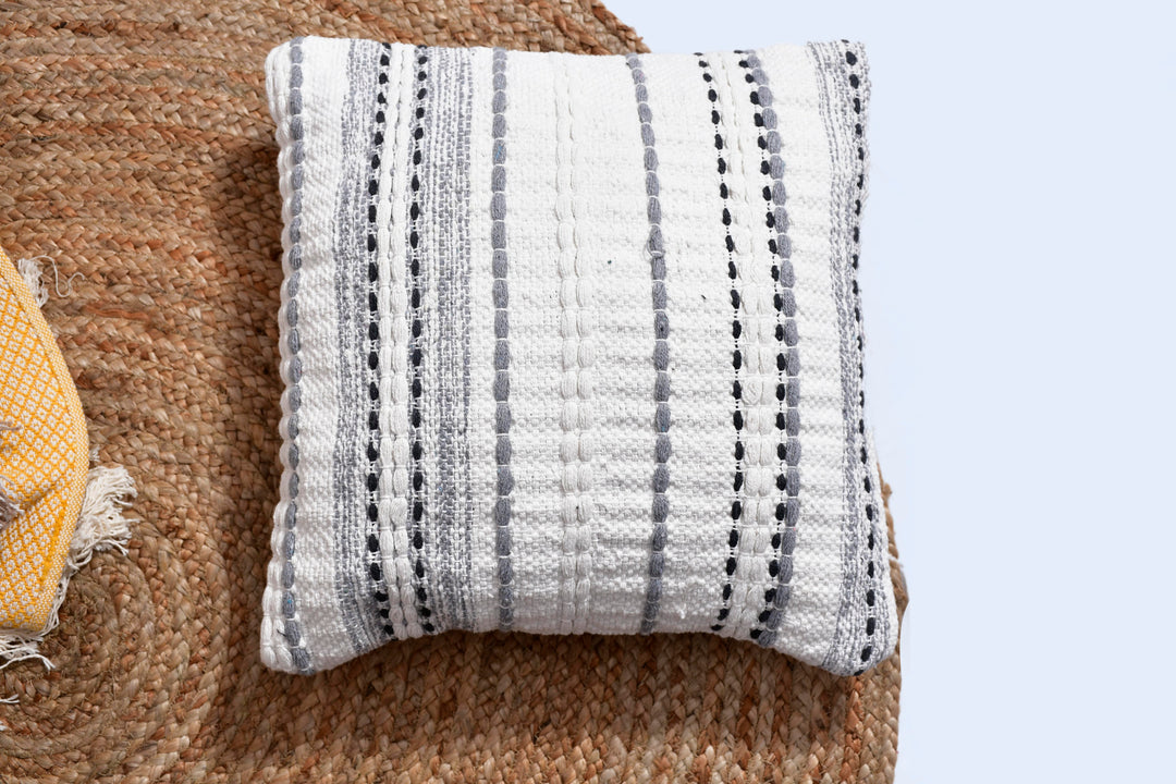 The Cluster Weave: Handcrafted Indian Cluster Weave Cushion – 18x18" Sustainable Cotton
