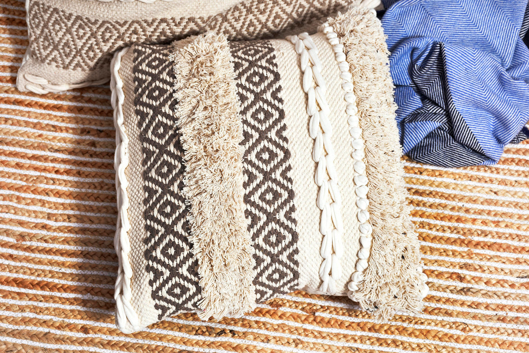 The Earthy Minimalist: Ivory Hand-Woven Cotton Cushion Cover – 18x18" Ethically Sourced