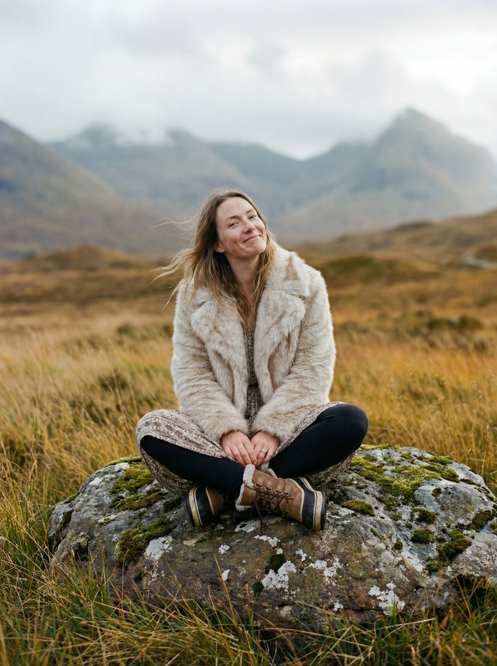 Luxury Vegan Fur Cropped Coat – Sustainable Hemp & Recycled Blend – One Size (UK 8-14) (Copy)