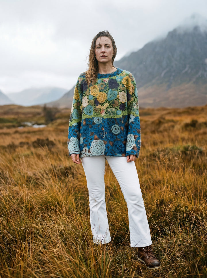 Luxury Printed Cashmere Blend Jumper – Artistic Crochet-Effect Knit – Oversized One Size (UK 8-14)